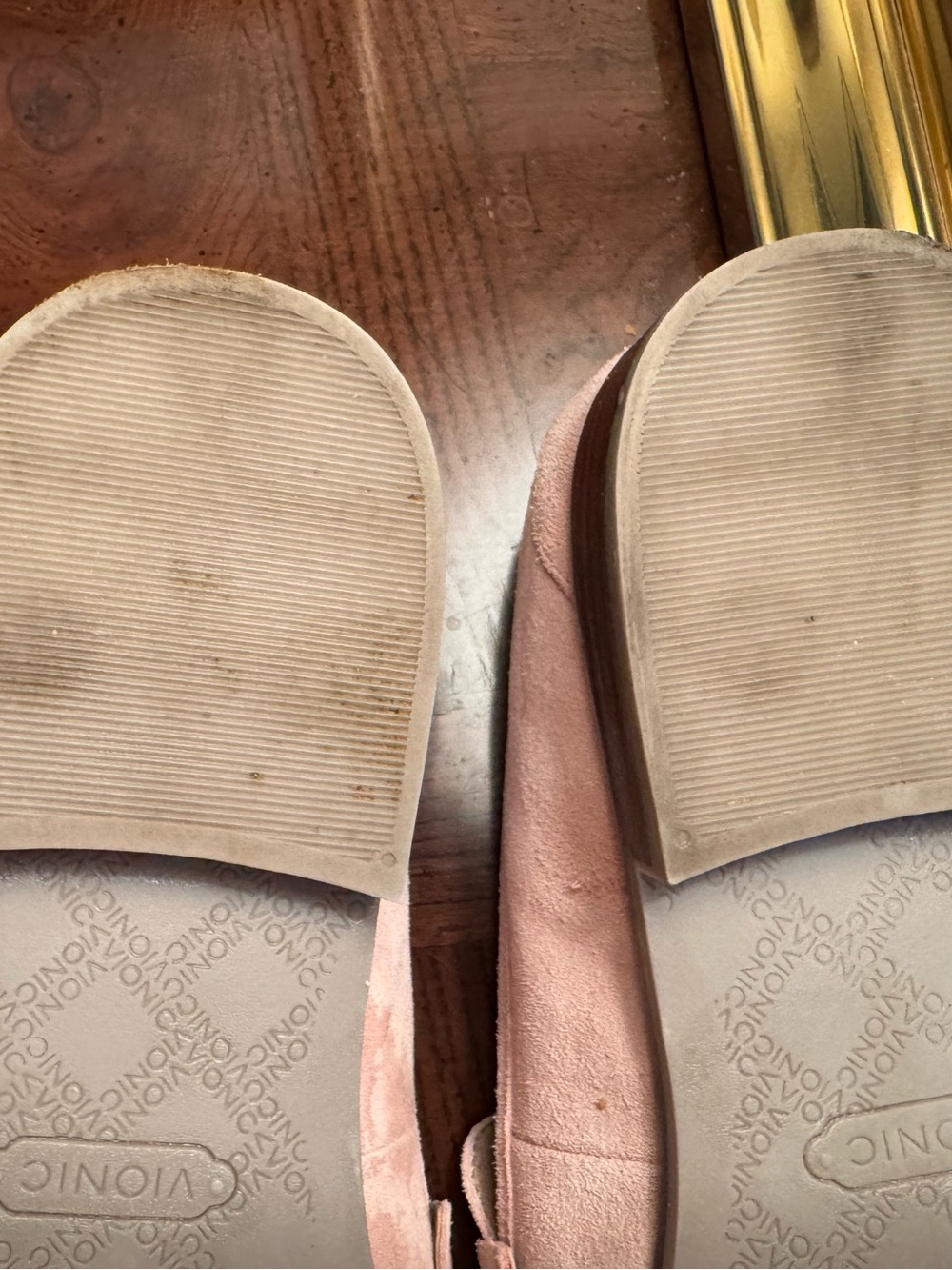 Women’s Vionic Pink Suede Jeweled Loafers, 10M - Picture 8 of 8